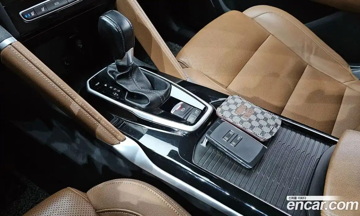 Renault QM6 2022 2.0 Автомат в Москве № 134617, фото 15