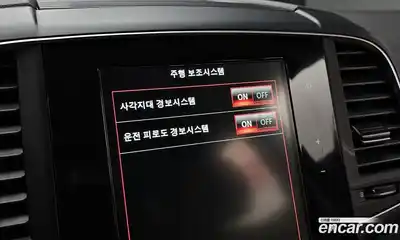 Renault QM6 2022 2.0 Автомат в Москве № 134617, миниатюра 5