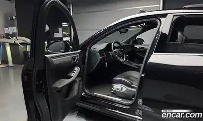 Porsche Macan 2018 3.0 Автомат в Москве № 134769, миниатюра 11