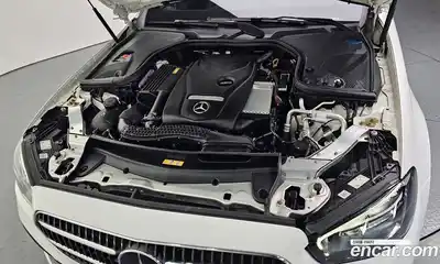 Mercedes-Benz E-Class 2021 2.0 Автомат в Москве № 140386, миниатюра 2