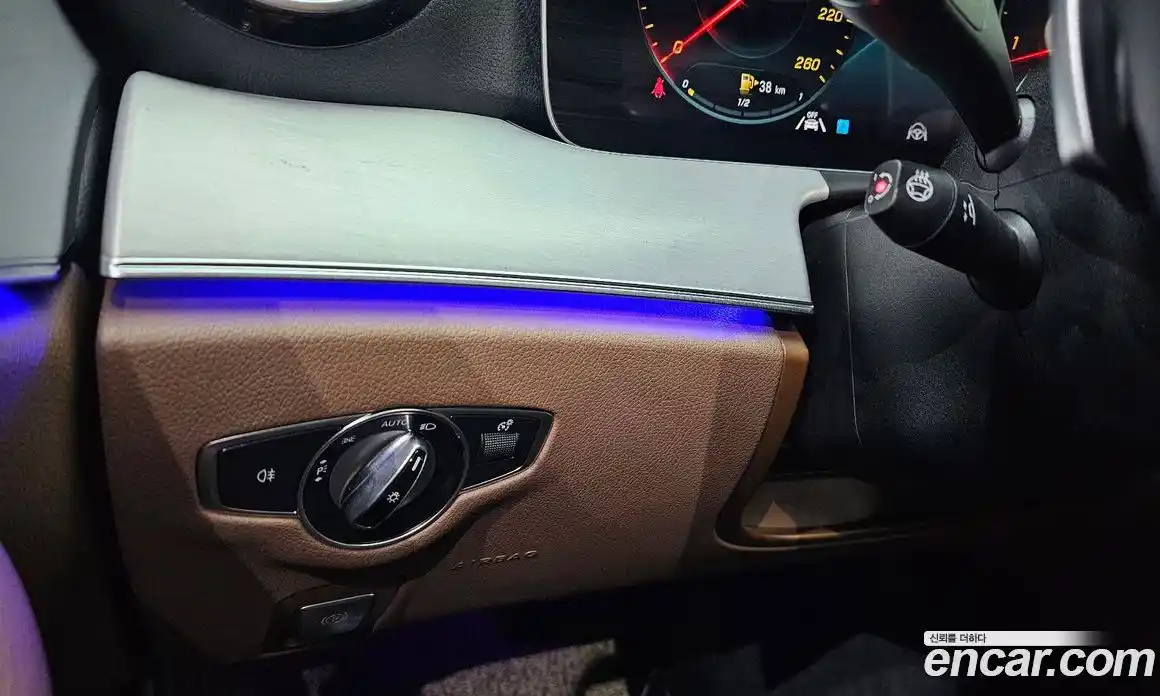 Mercedes-Benz E-Class 2021 2.0 Автомат в Москве № 140386, фото 10