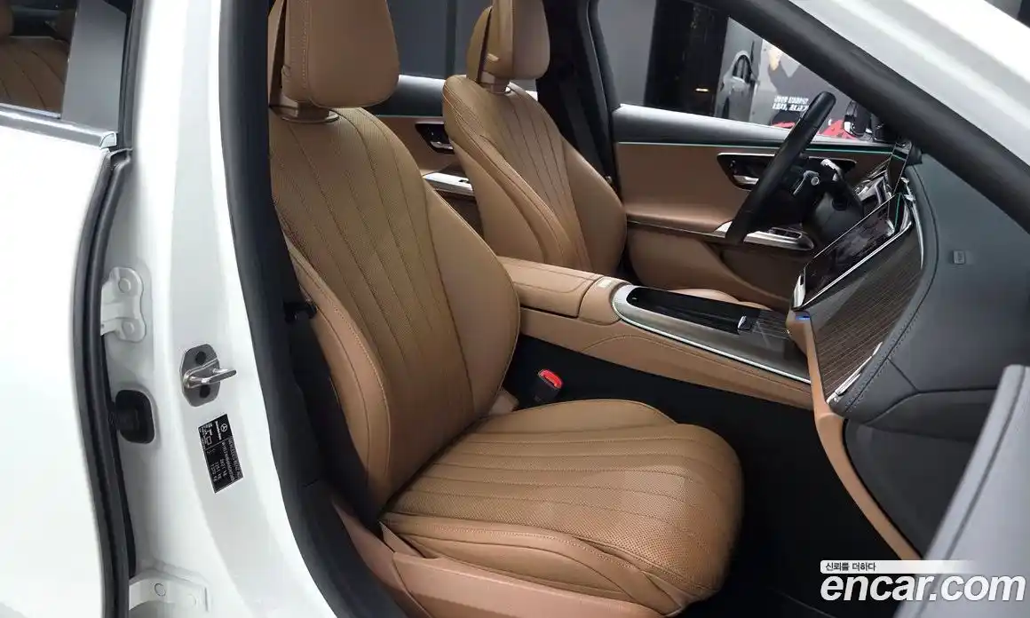 Mercedes-Benz E-Class 2024 2.0 Автомат в Москве № 140474, фото 17