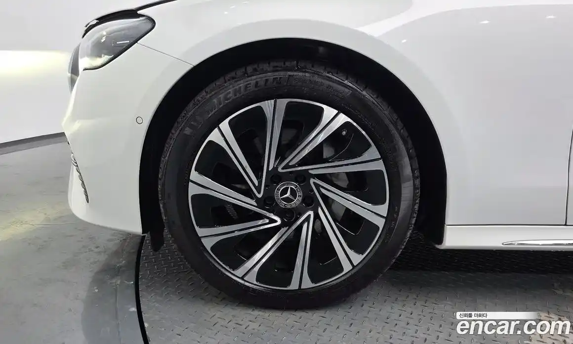 Mercedes-Benz E-Class 2024 2.0 Автомат в Москве № 140474, фото 8