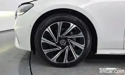 Mercedes-Benz E-Class 2024 2.0 Автомат в Москве № 140474, миниатюра 8