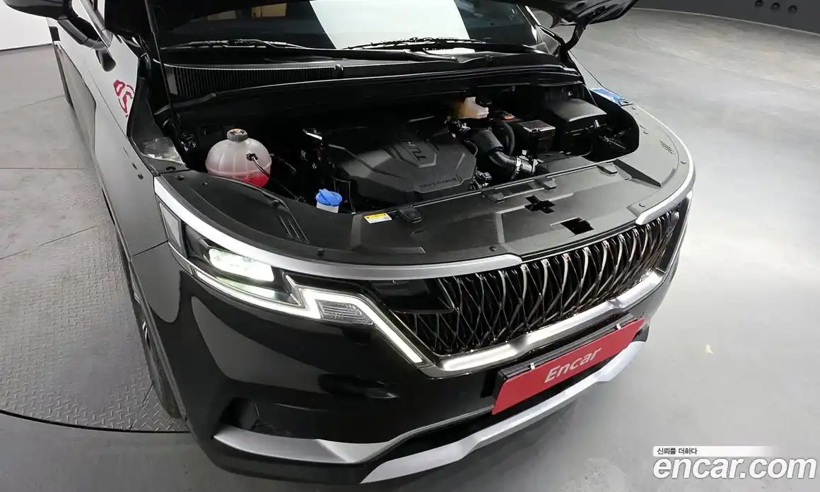 Kia Canival 2023 2.2 Автомат в Москве № 144184, фото 12