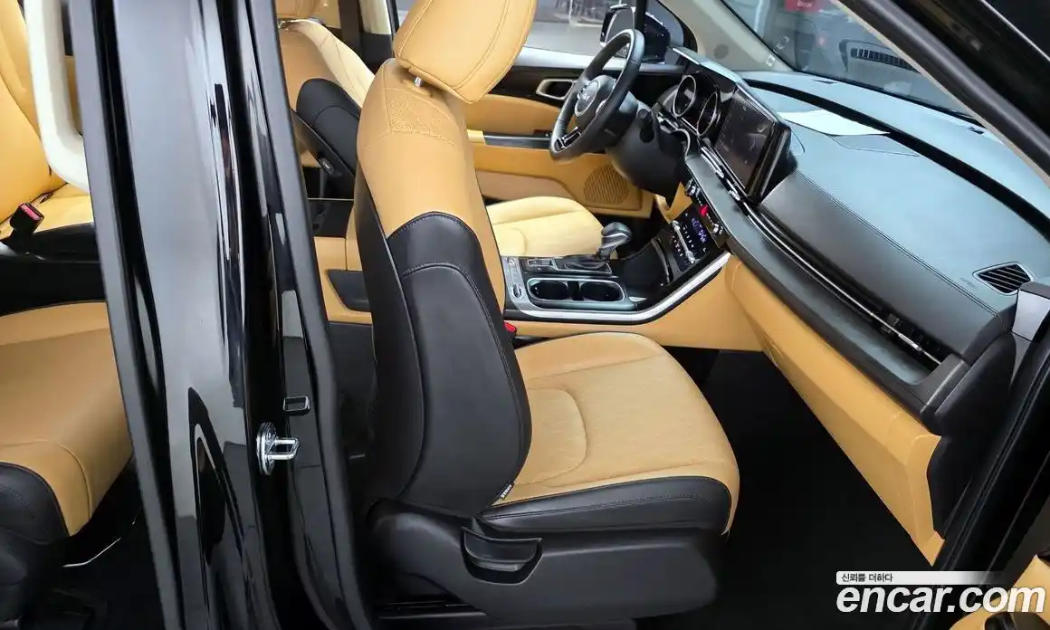 Kia Canival 2023 2.2 Автомат в Москве № 144184, фото 16