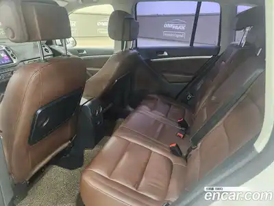 Volkswagen Tiguan 2012 2.0 Автомат в Москве № 146969, миниатюра 7
