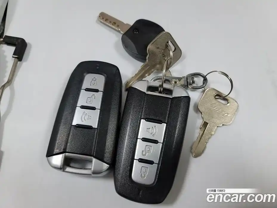 SsangYong Korando 2015 2.0 Автомат в Москве № 147331, фото 16