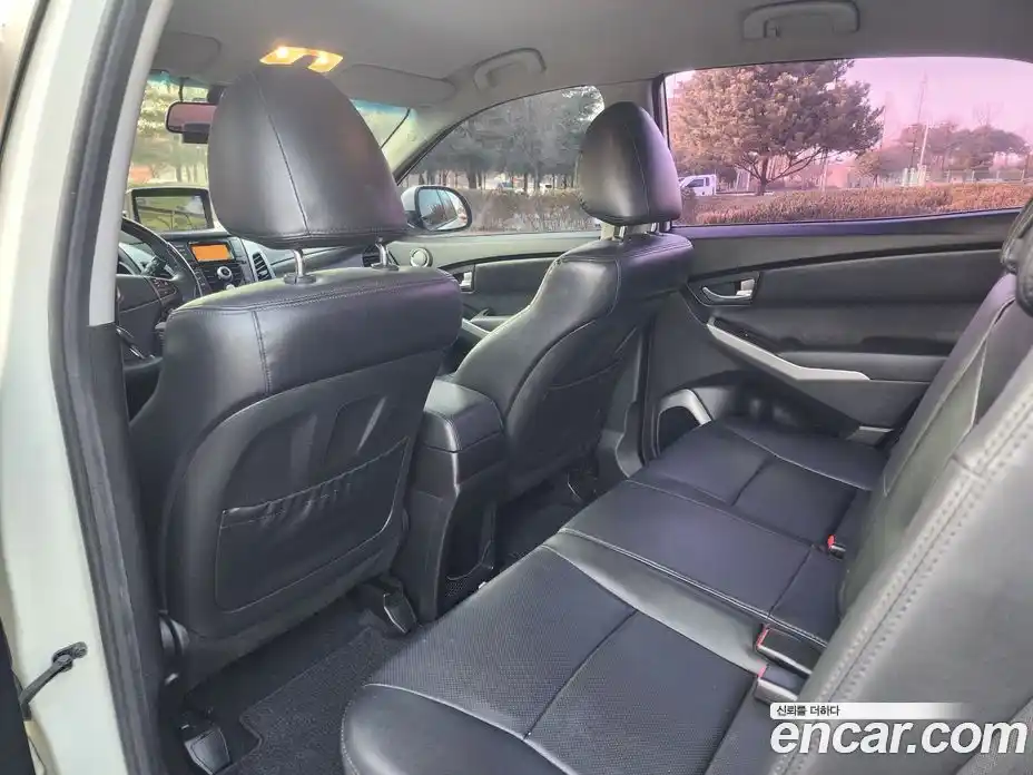 SsangYong Korando 2014 2.0 Автомат в Москве № 147421, фото 16