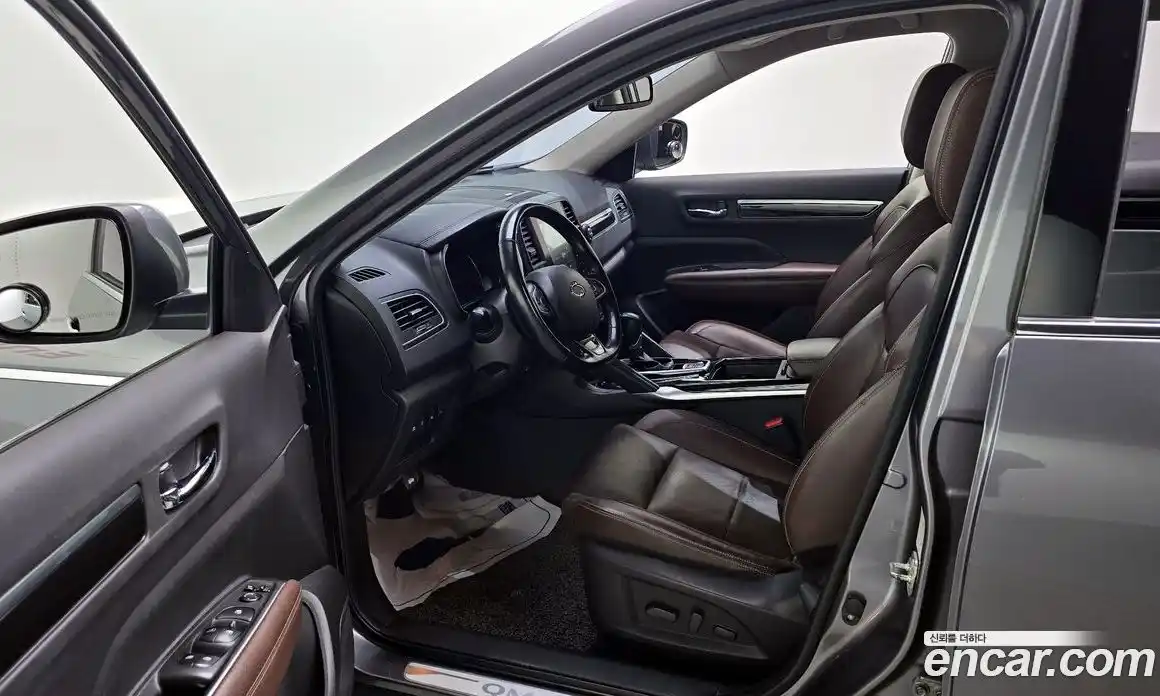 Renault QM6 2017 2.0 Автомат в Москве № 147621, фото 17