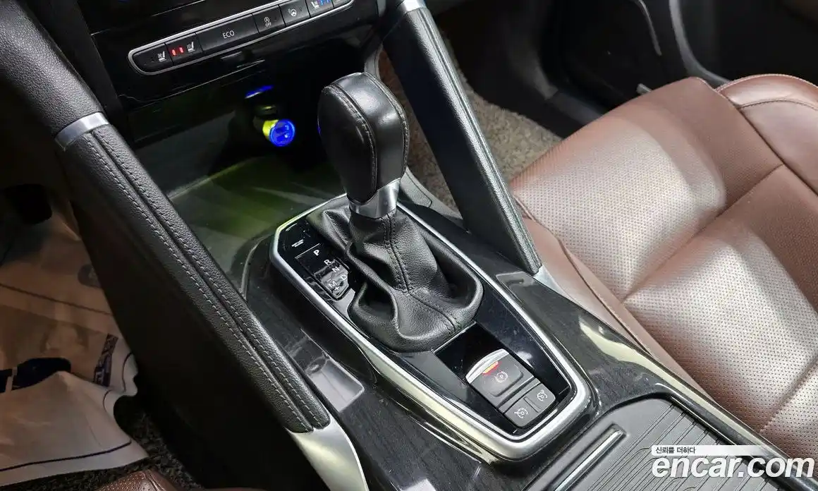 Renault QM6 2017 2.0 Автомат в Москве № 147621, фото 18