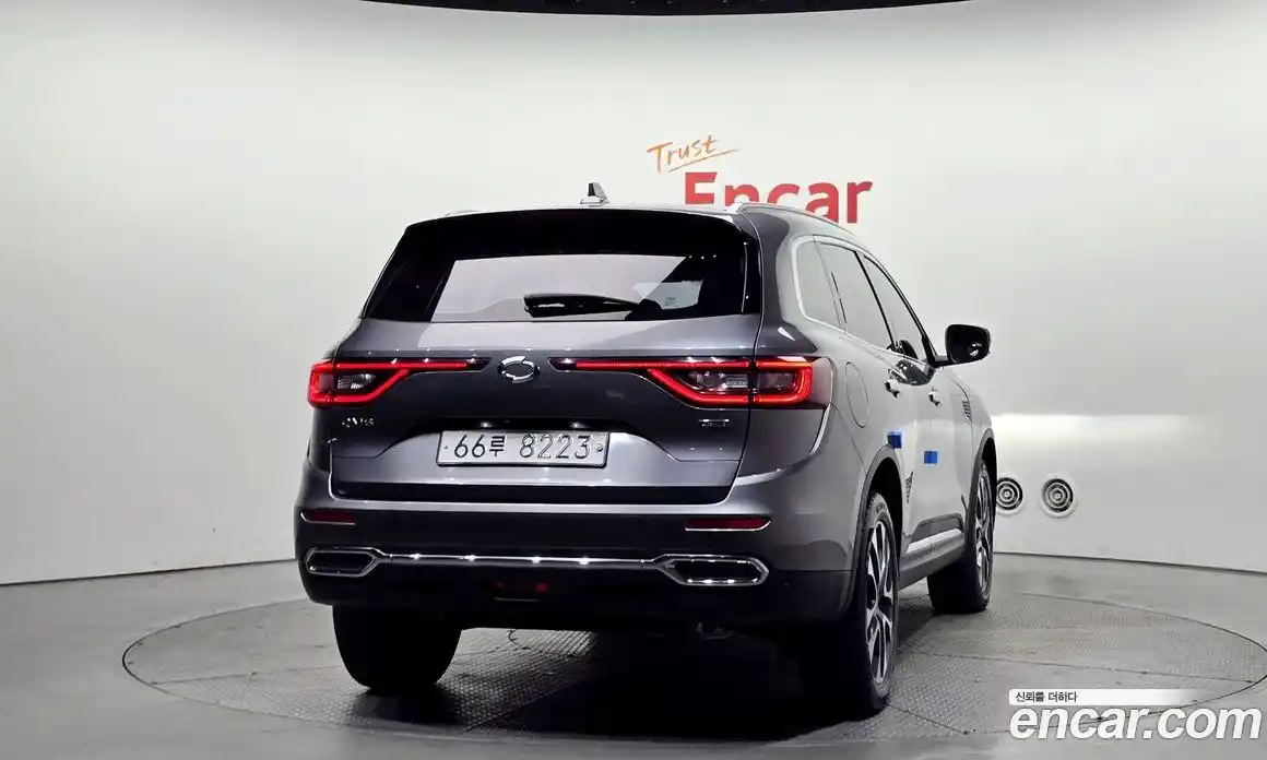 Renault QM6 2017 2.0 Автомат в Москве № 147621, фото 19