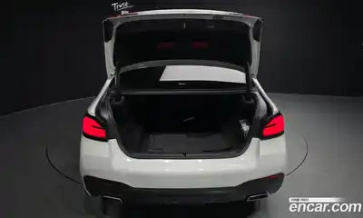 BMW 5-Series 2023 2.0 Автомат в Москве № 153876, миниатюра 3