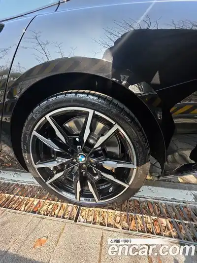 BMW 8-Series 2025 4.4 Автомат в Москве № 153953, миниатюра 5