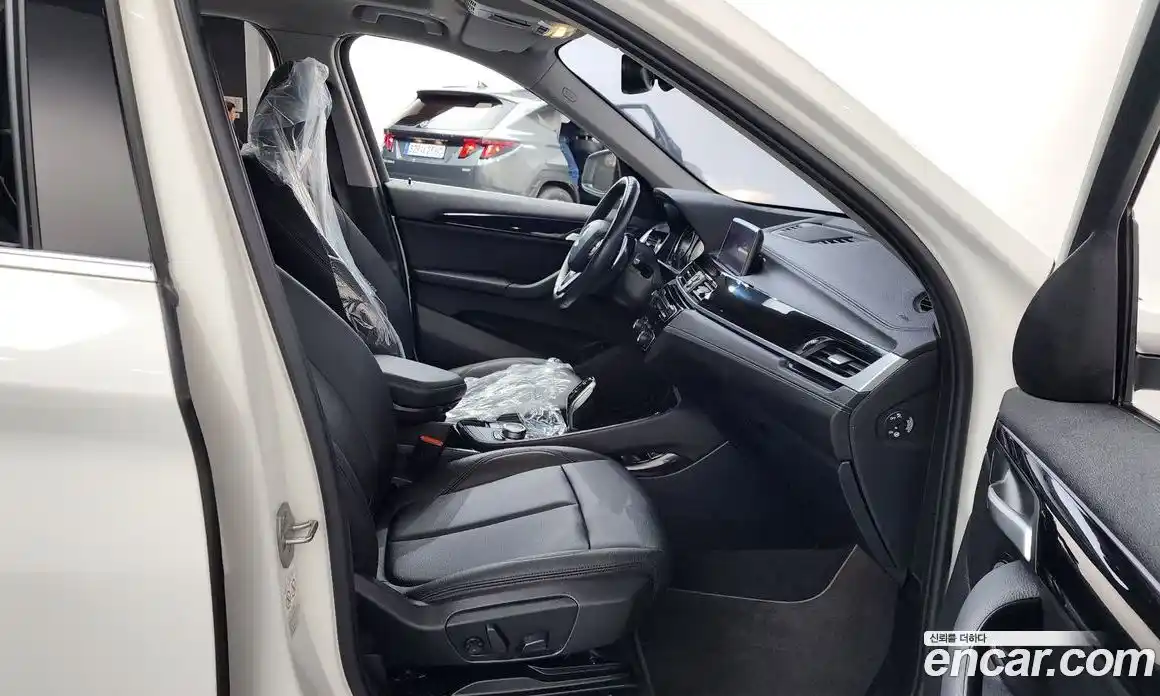 BMW X1 2022 2.0 Автомат в Москве № 157215, фото 3