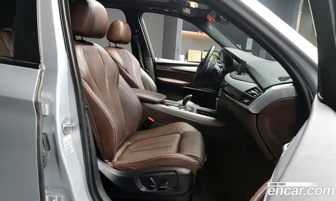 BMW X5 2018 3.0 Автомат в Москве № 158546, фото 12