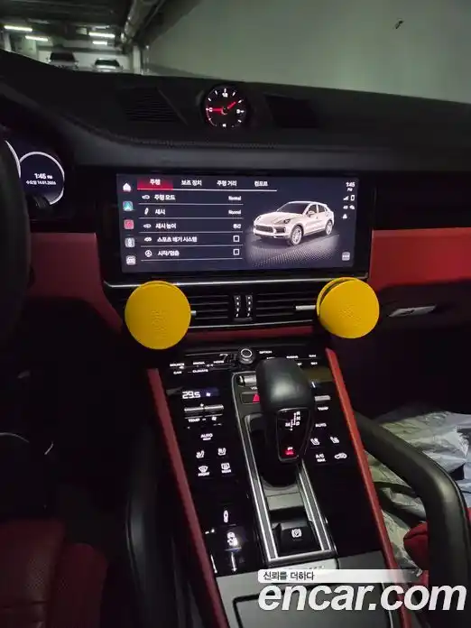 Porsche Cayenne 2023 3.0 Автомат в Москве № 165157, фото 6