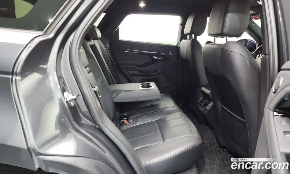 Land Rover Range-Rover Evoque 2020 2.0 Автомат в Москве № 166325, фото 12