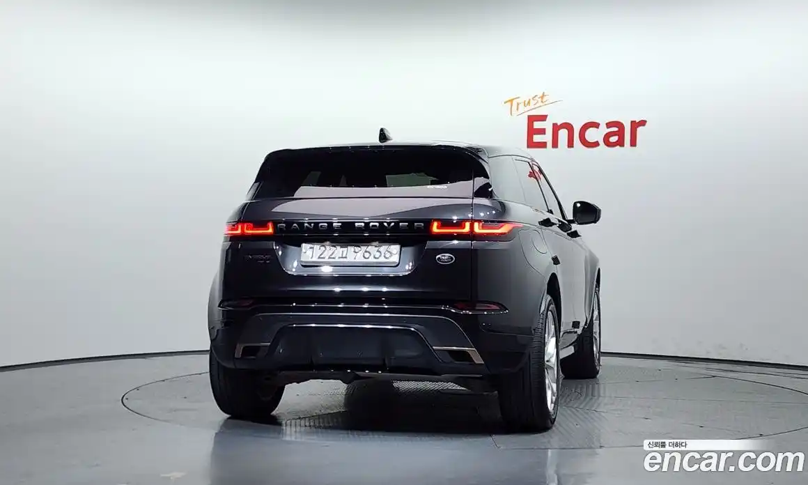 Land Rover Range-Rover Evoque 2020 2.0 Автомат в Москве № 166325, фото 4