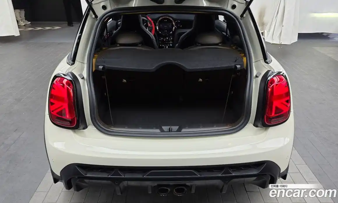 Mini Cooper 2022 2.0 Автомат в Москве № 167153, фото 13