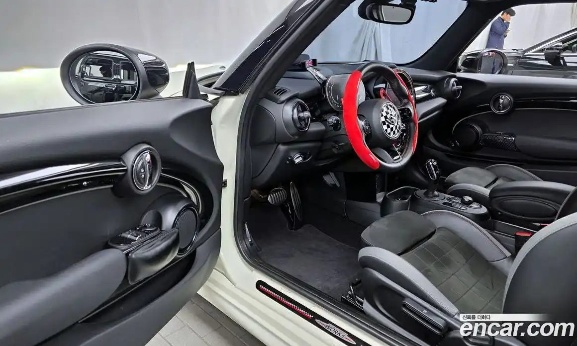 Mini Cooper 2022 2.0 Автомат в Москве № 167153, фото 16