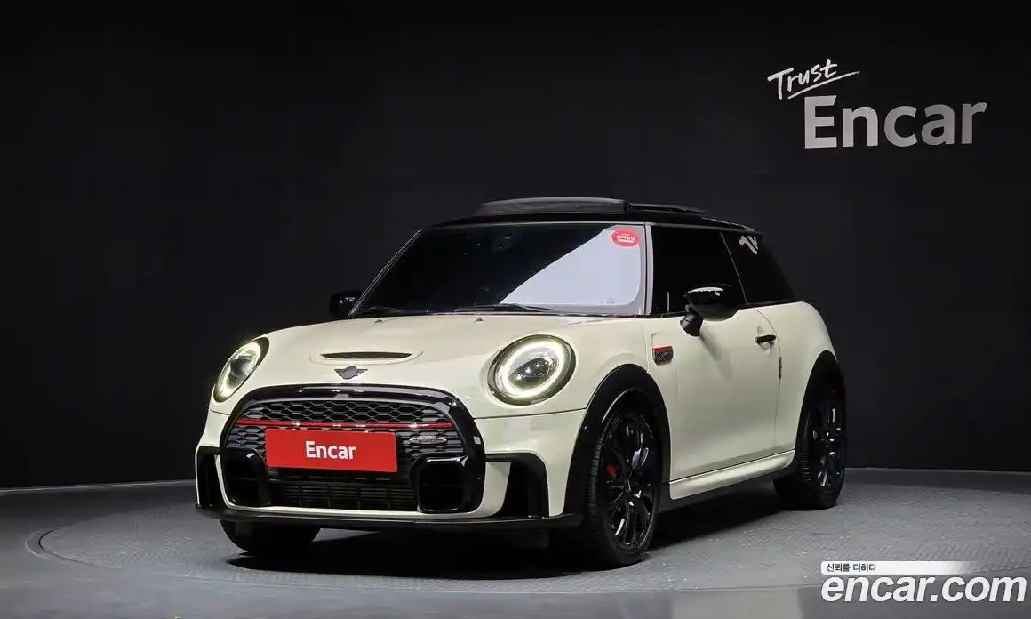 Mini Cooper 2022 2.0 Автомат в Москве № 167153, фото 18