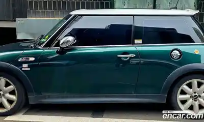 Mini Cooper 2006 1.6 Автомат в Москве № 167512, миниатюра 2