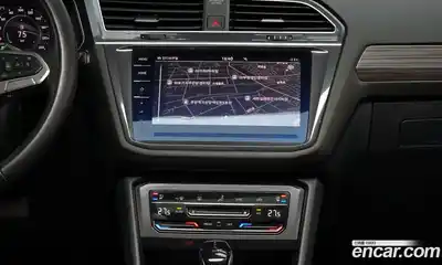 Volkswagen Tiguan 2024 2.0 Автомат в Москве № 168445, миниатюра 5