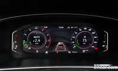 Volkswagen Tiguan 2024 2.0 Автомат в Москве № 168445, миниатюра 8