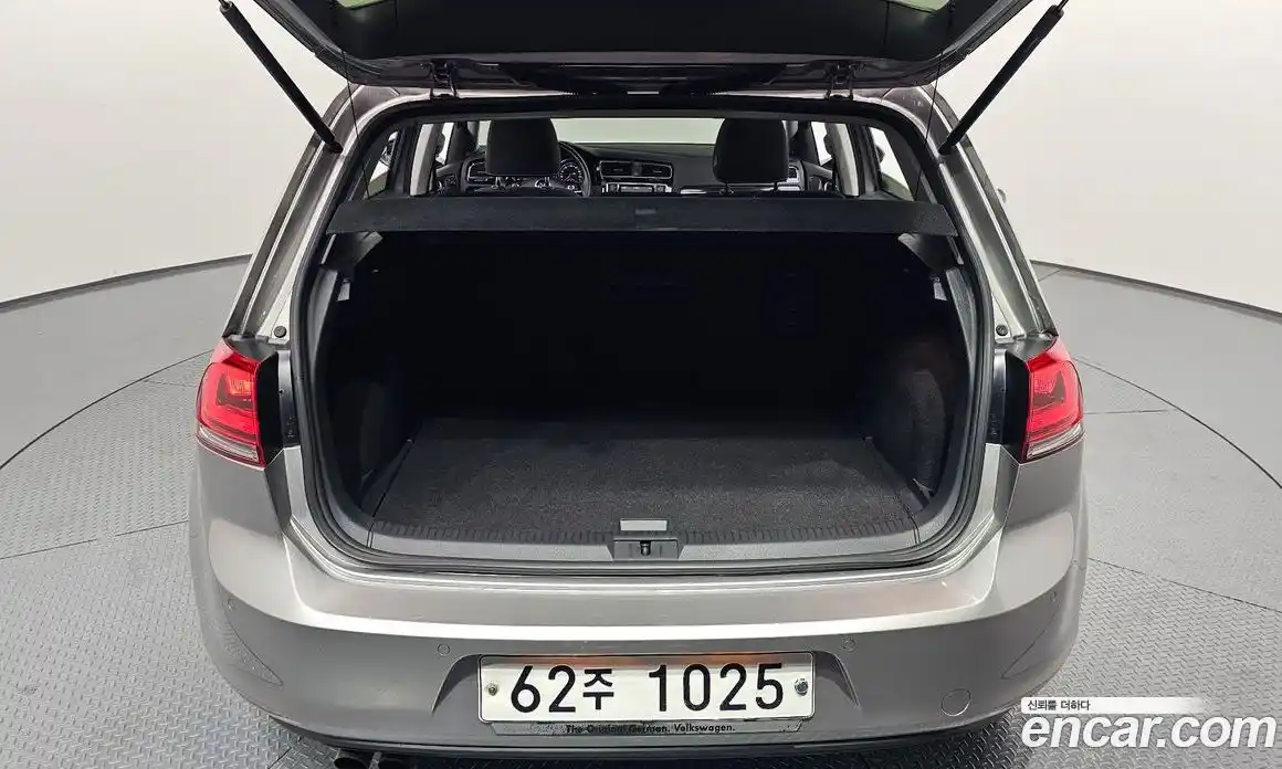 Volkswagen Golf 2014 2.0 Автомат в Москве № 168875, фото 6