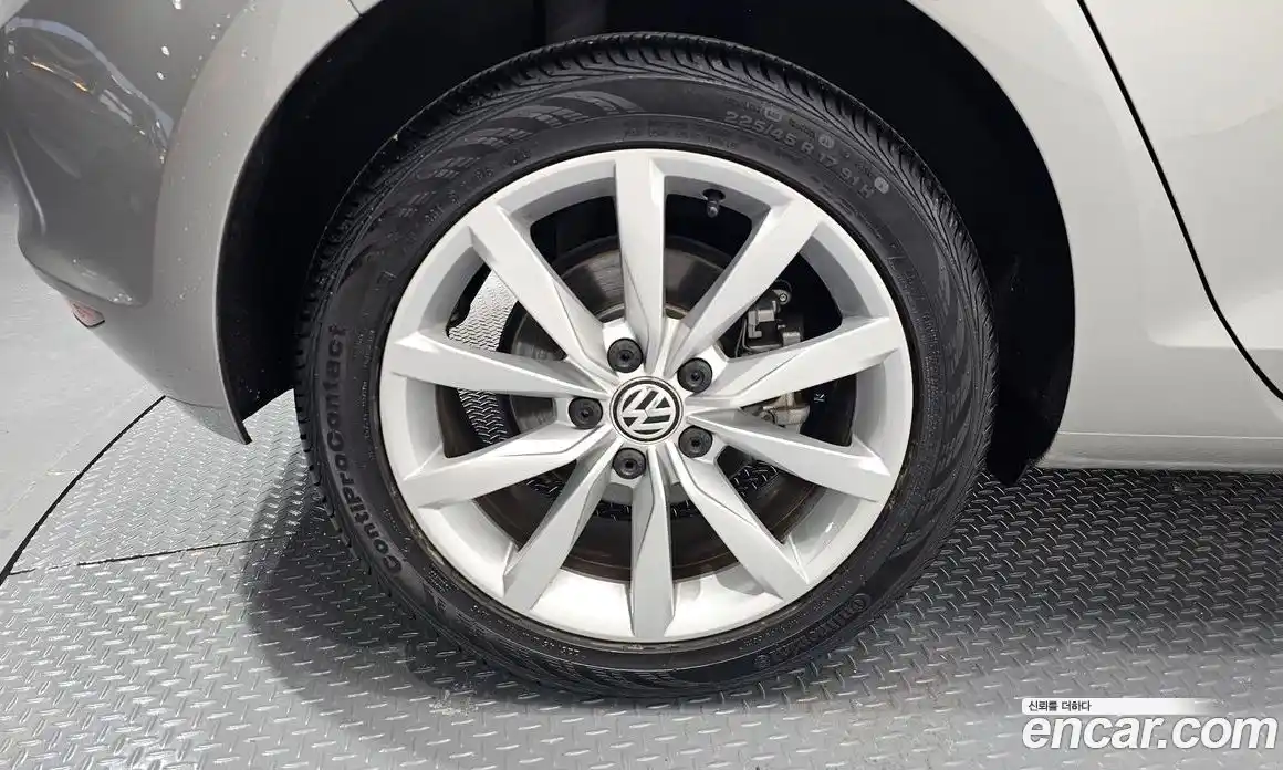 Volkswagen Golf 2014 2.0 Автомат в Москве № 168875, фото 9