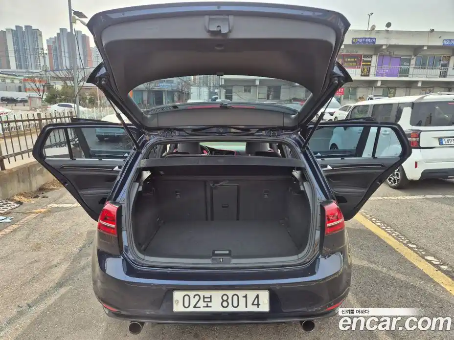 Volkswagen Golf 2015 2.0 Автомат в Москве № 169292, фото 9