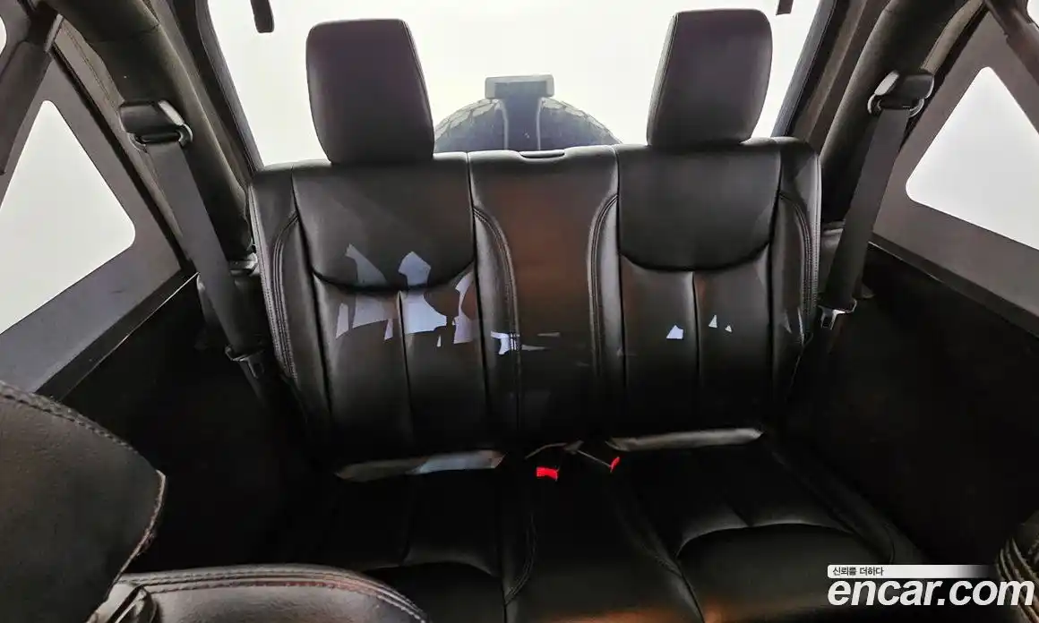 Jeep Wrangler 2014 2.8 Автомат в Москве № 169861, фото 16