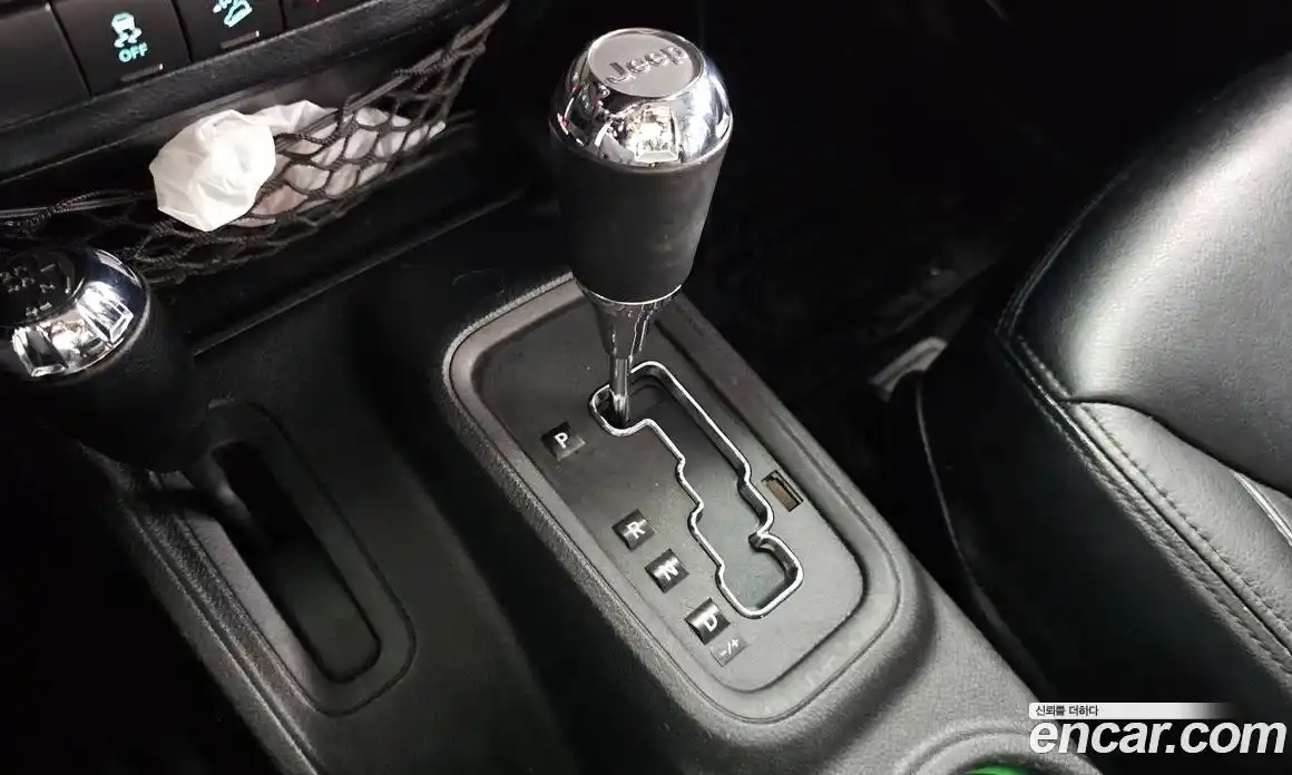 Jeep Wrangler 2014 2.8 Автомат в Москве № 169861, фото 5