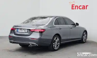 Mercedes-Benz E-Class 2021 2.0 Автомат в Москве № 177462, миниатюра 4