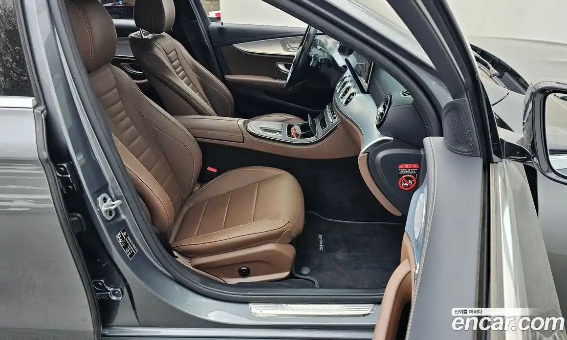 Mercedes-Benz E-Class 2021 2.0 Автомат в Москве № 177462, фото 10