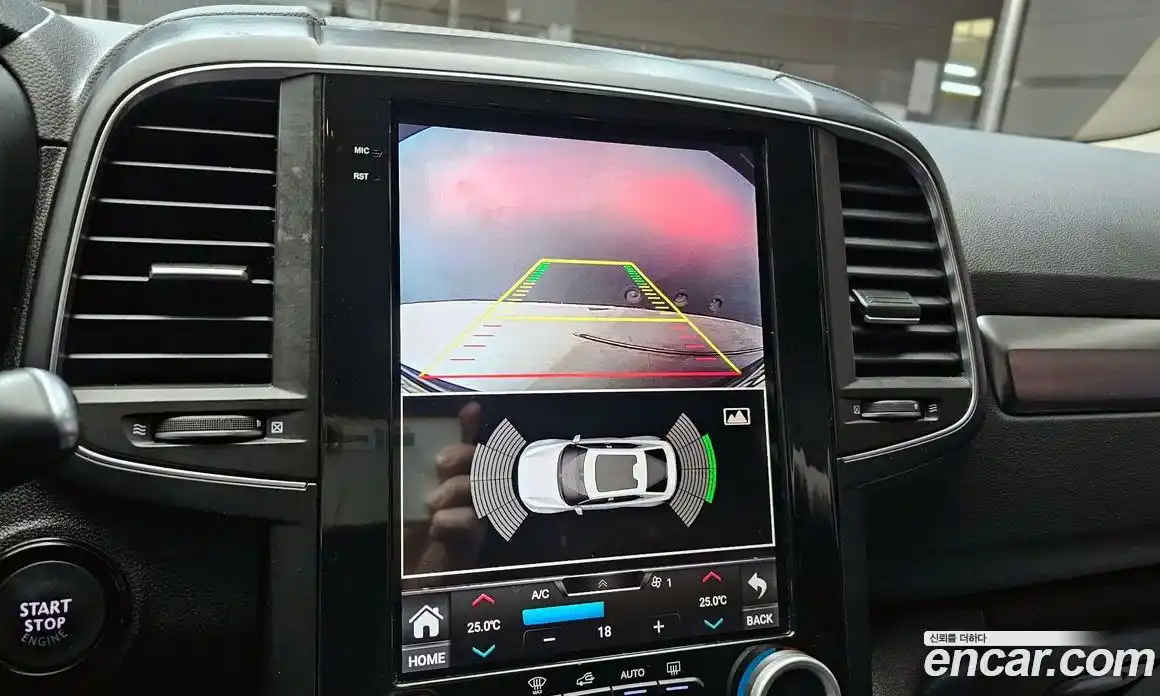 Renault QM6 2024 2.0 Автомат в Москве № 179322, фото 17