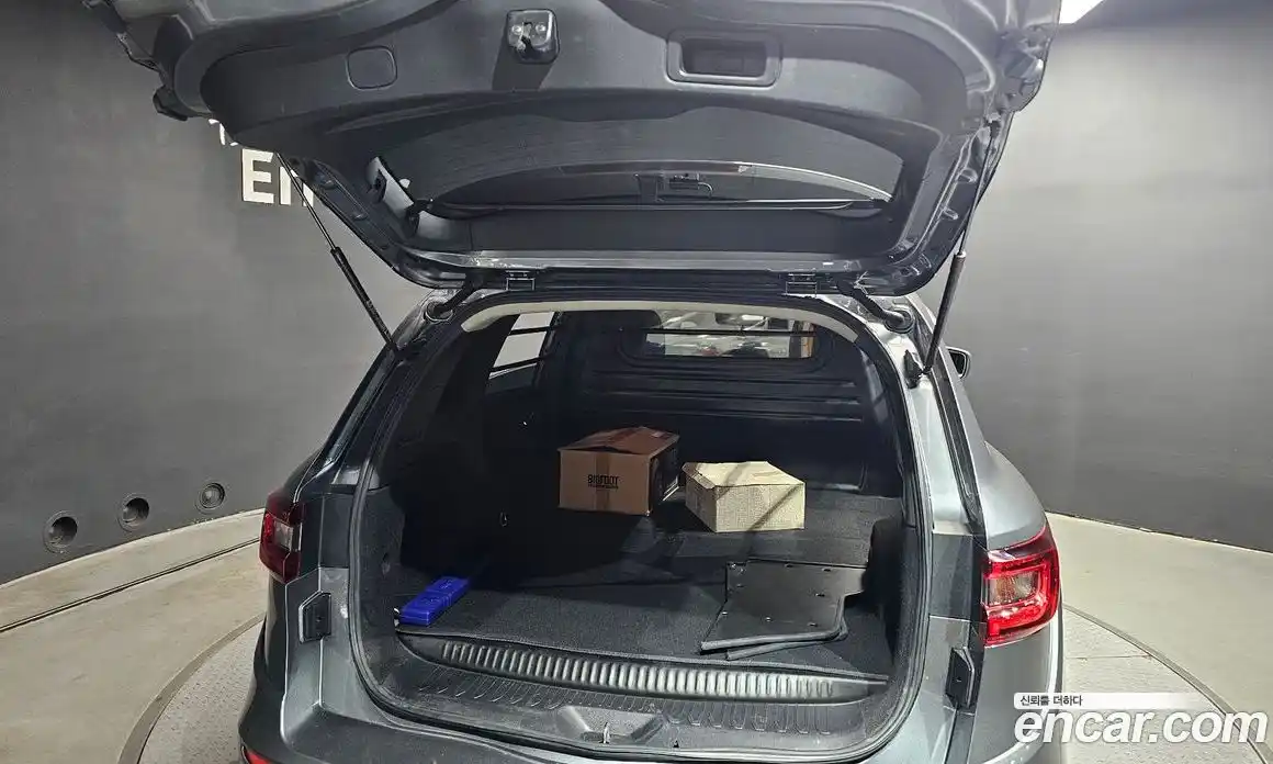 Renault QM6 2024 2.0 Автомат в Москве № 179322, фото 5