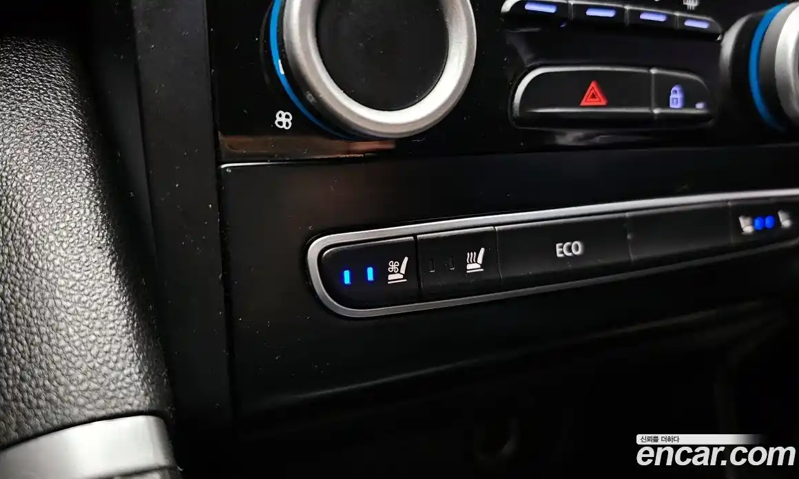 Renault QM6 2024 2.0 Автомат в Москве № 179322, фото 8