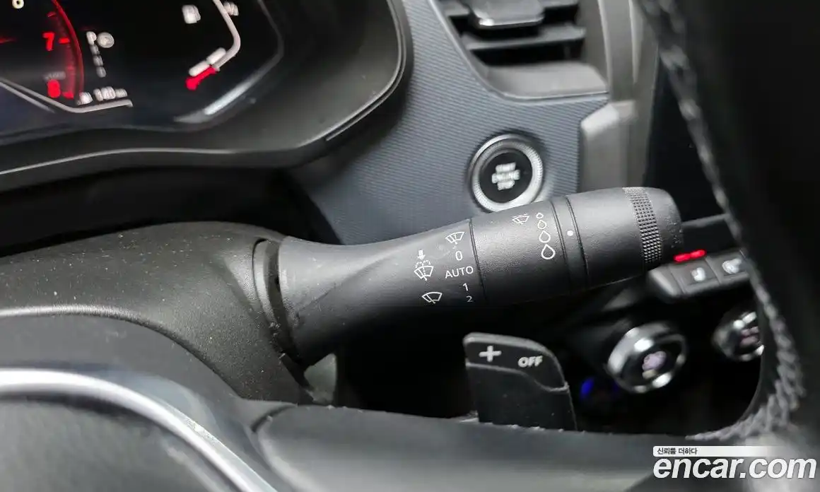 Renault XM3 2023 1.6 Автомат в Москве № 180068, фото 18