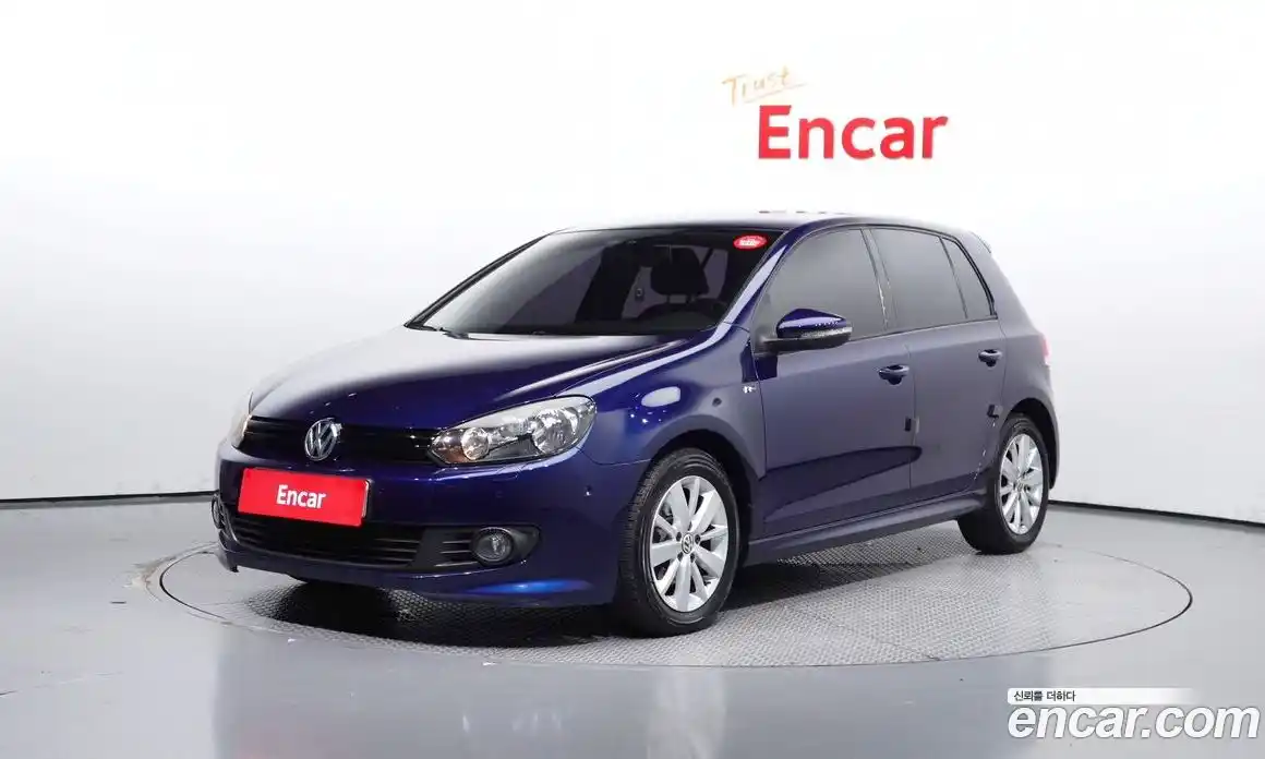 Volkswagen Golf 2013 1.6 Автомат в Москве № 187255, фото 1