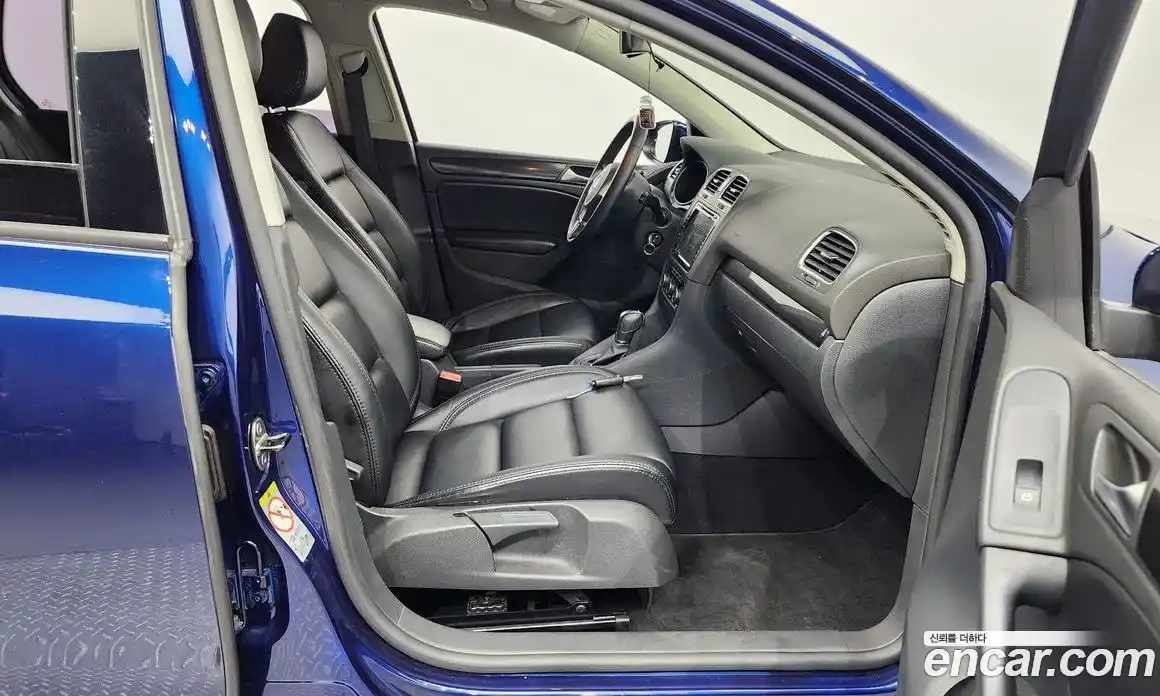 Volkswagen Golf 2013 1.6 Автомат в Москве № 187255, фото 11