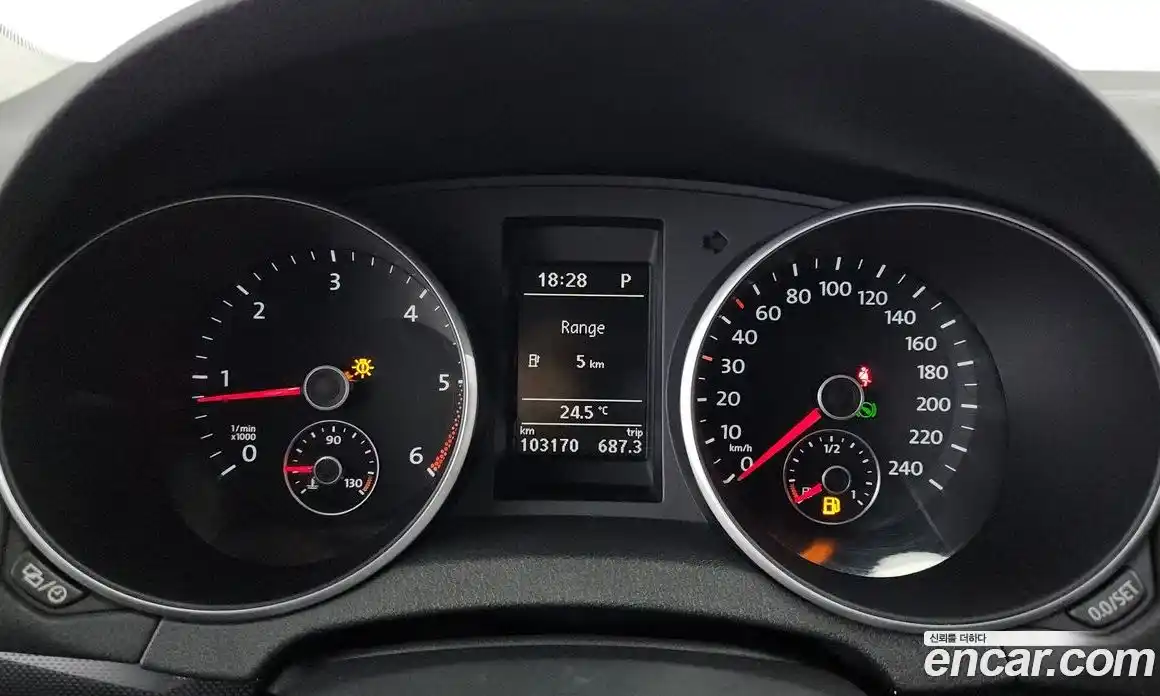 Volkswagen Golf 2013 1.6 Автомат в Москве № 187255, фото 8