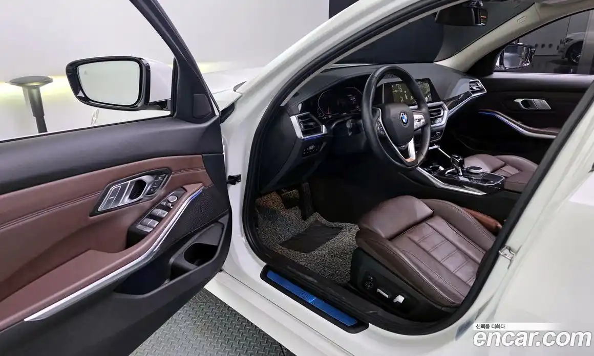 BMW 3-Series 2022 2.0 Автомат в Москве № 189710, фото 6