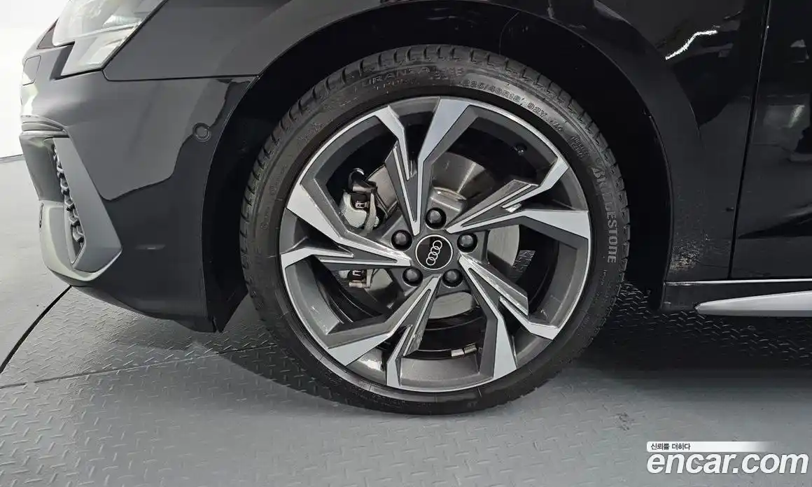 Audi A3 2024 2.0 Автомат в Москве № 191664, фото 12