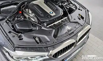 BMW 5-Series, 2018