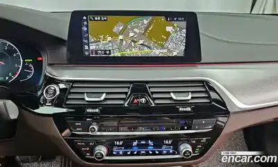 BMW 5-Series 2018 3.0 Автомат в Москве № 192482, миниатюра 11