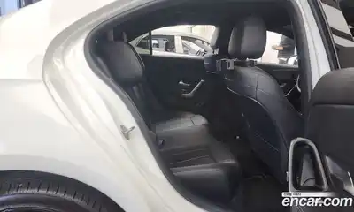 Mercedes-Benz A-Class 2021 2.0 Автомат в Москве № 194069, миниатюра 12