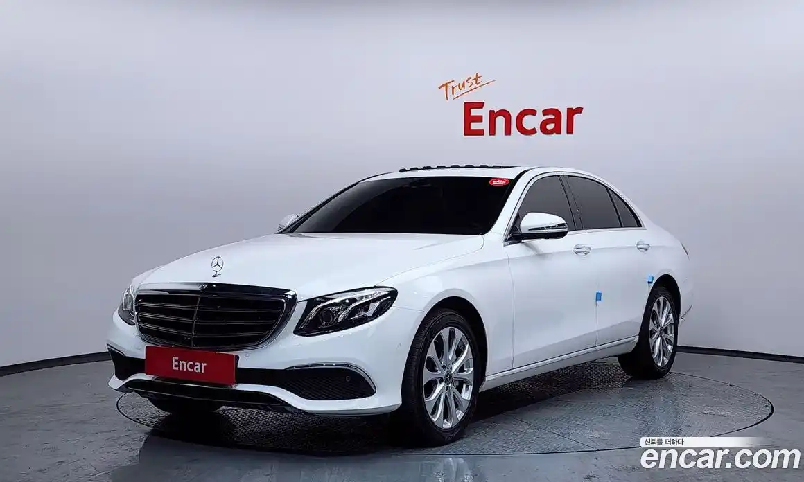 Mercedes-Benz E-Class 2018 2.0 Автомат в Москве № 194087, фото 17