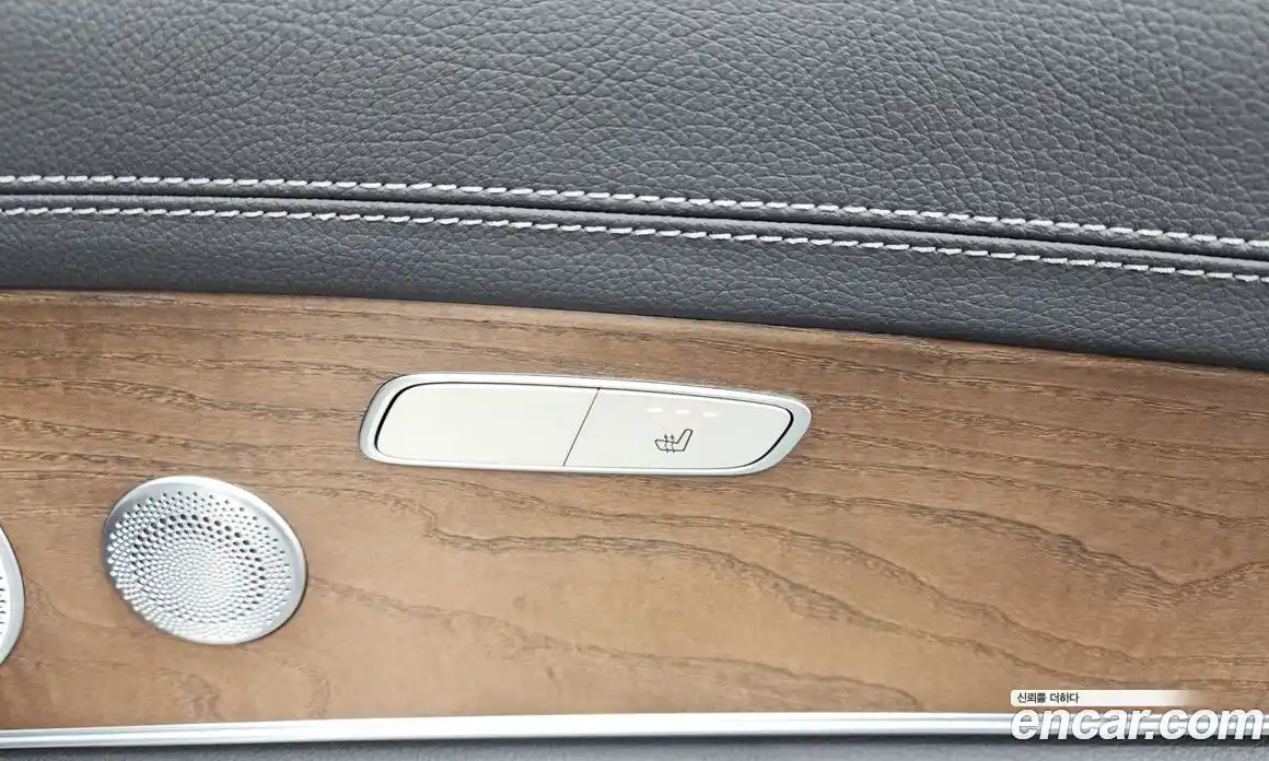 Mercedes-Benz E-Class 2018 2.0 Автомат в Москве № 194087, фото 3